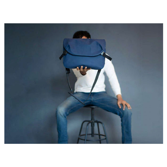 OBLIQUE -  AZURE  LAPTOP BAG