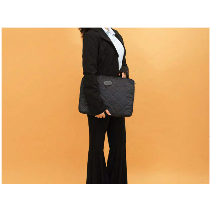 OBLIQUE-   DIAMOND    LAPTOP SLEEVES