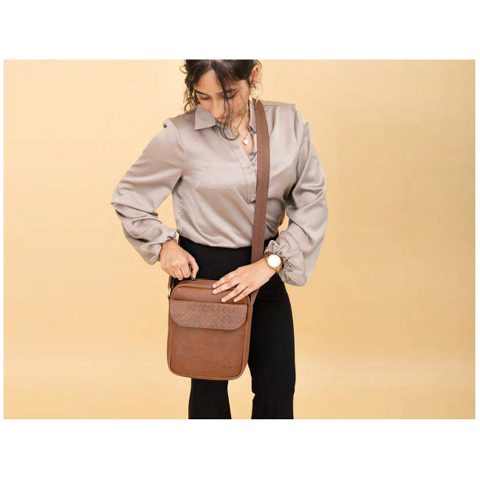 OBLIQUE-  LIMA SLING BAG